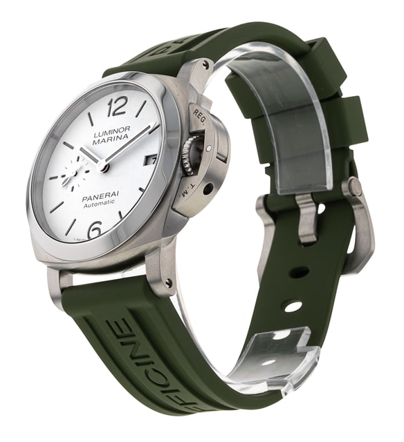 Panerai Luminor Quaranta PAM01371 Image 2